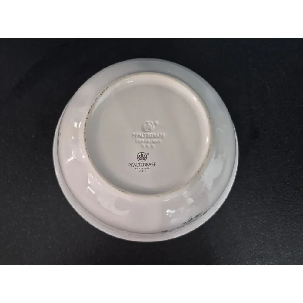 Vintage Pfaltzgraff Winter Berry Holiday Christmas Oval Serving Bowls Set Of 2